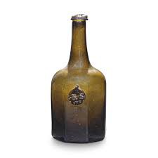 Васьмігранная бутэлька віна